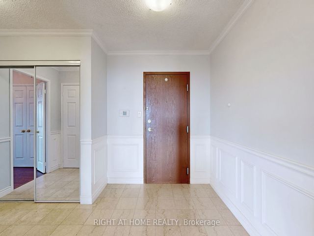 805 - 168 Bonis Ave