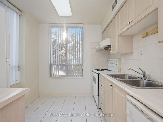 305 - 5039 Finch Ave E