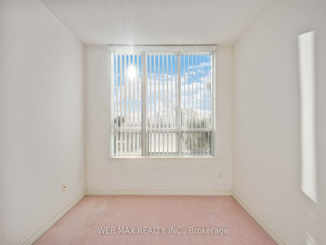 305 - 5039 Finch Ave E