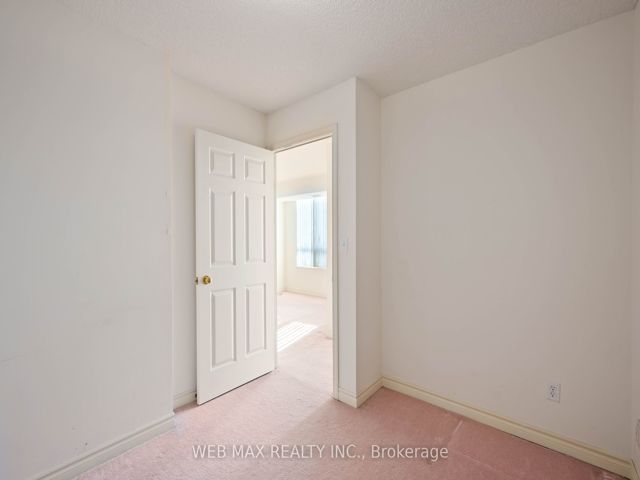 305 - 5039 Finch Ave E
