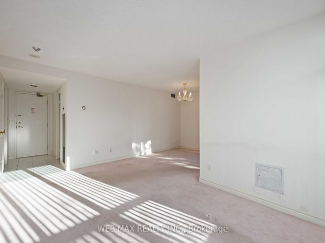 305 - 5039 Finch Ave E