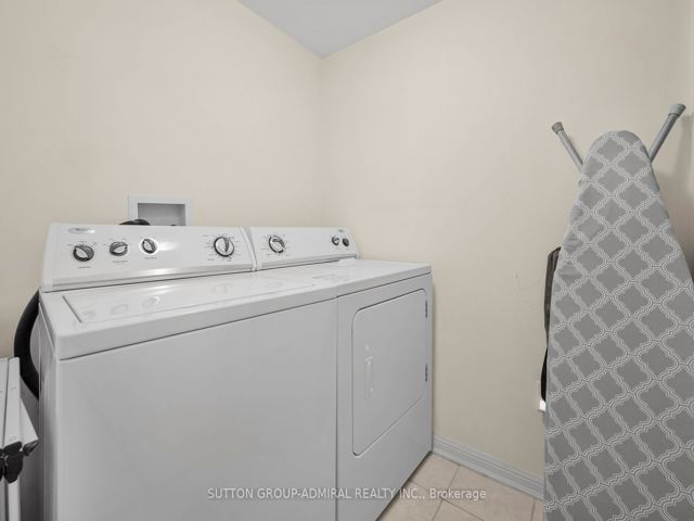 3 - 50 Mendelssohn St