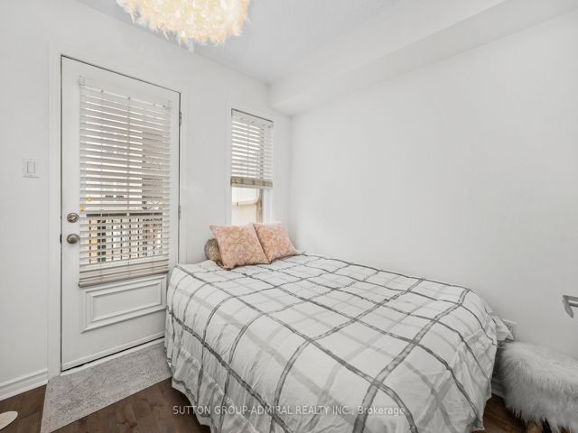3 - 50 Mendelssohn St