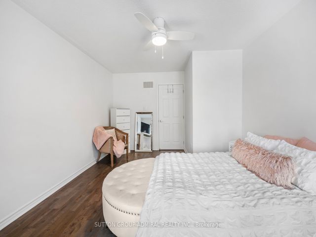 3 - 50 Mendelssohn St