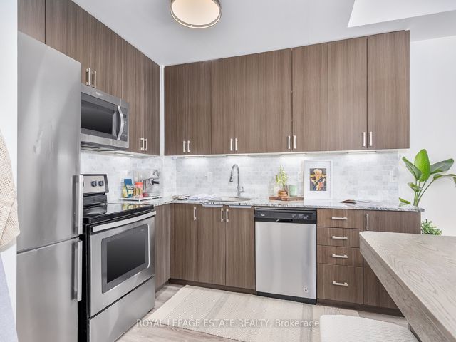 118 - 22 East Haven Dr
