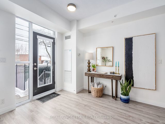 118 - 22 East Haven Dr