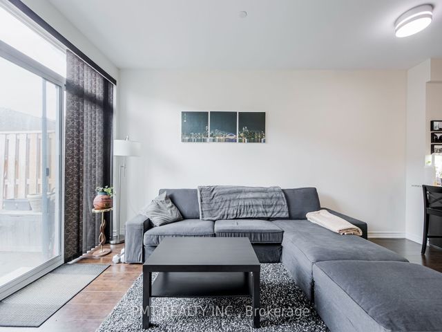 105 - 1328 Birchmount Rd