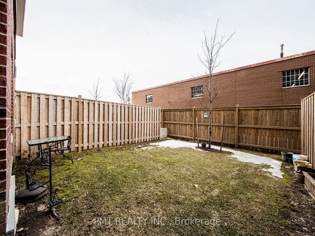 105 - 1328 Birchmount Rd