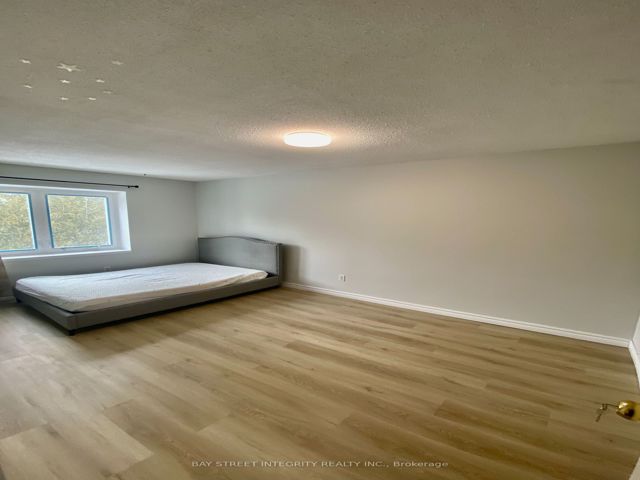 6 - 30 Buddleswood Crt