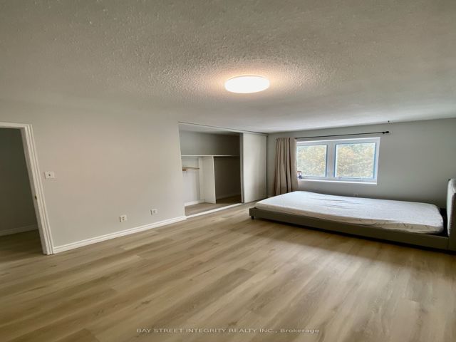 6 - 30 Buddleswood Crt