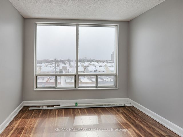 516 - 5800 Sheppard Ave E