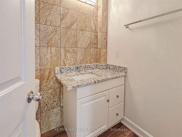 516 - 5800 Sheppard Ave E