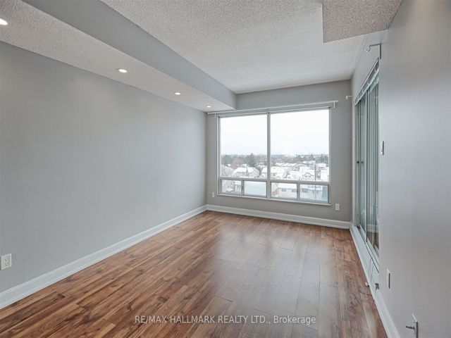 516 - 5800 Sheppard Ave E