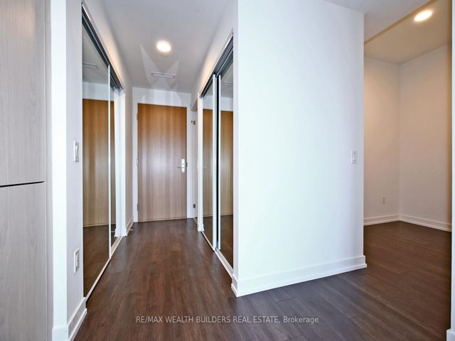 441 - 150 Logan Ave