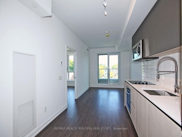 441 - 150 Logan Ave
