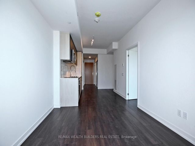 441 - 150 Logan Ave