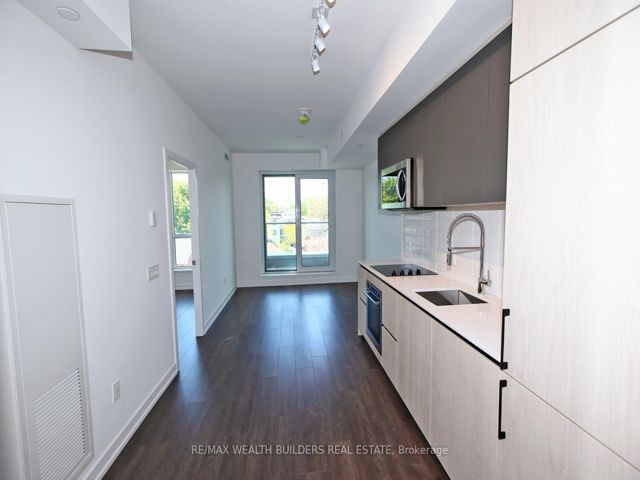 441 - 150 Logan Ave