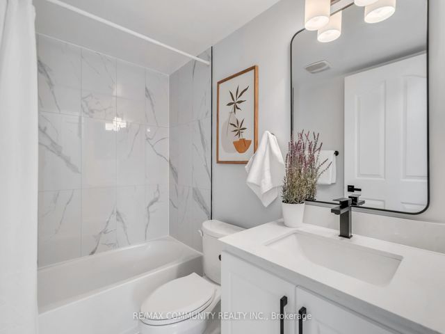 310 - 5225 Finch Ave E