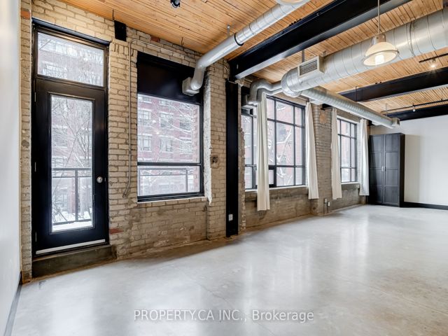 225 - 68 Broadview Ave