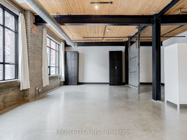 225 - 68 Broadview Ave