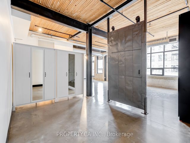 225 - 68 Broadview Ave