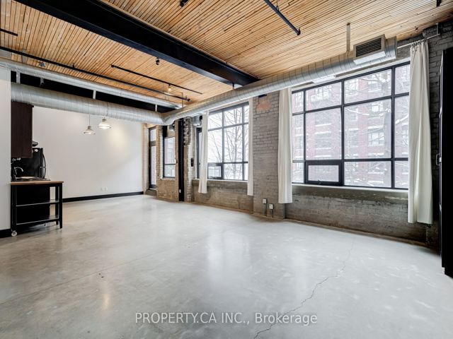 225 - 68 Broadview Ave