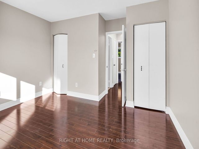 13 - 2716 St Clair Ave E