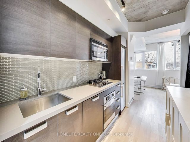 204 - 60 Haslett Ave
