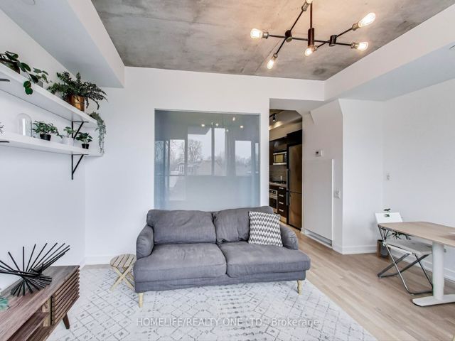 204 - 60 Haslett Ave