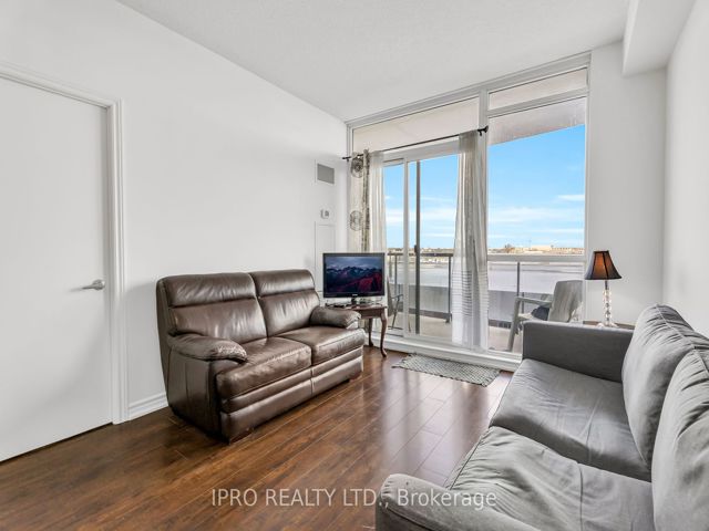 308 - 1328 Birchmount Rd