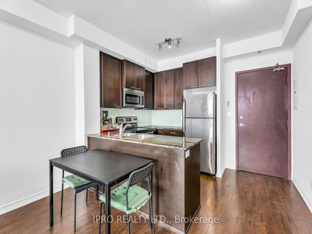 308 - 1328 Birchmount Rd