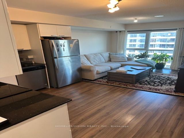 1204 - 2152 Lawrence Ave