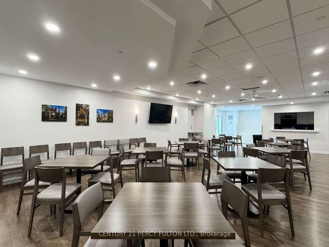701 - 3233 Eglinton Ave E