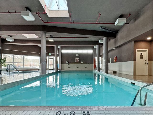 701 - 3233 Eglinton Ave E
