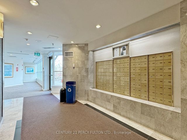 701 - 3233 Eglinton Ave E