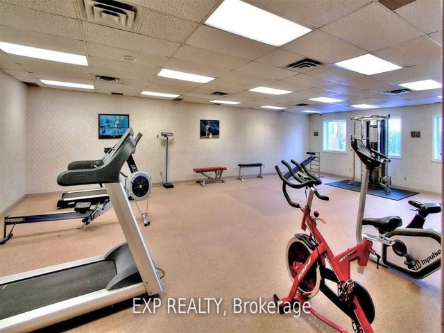 1213 - 330 Mccowan Rd