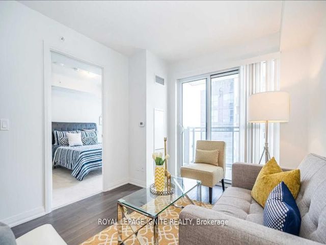 #1408 - 30 Meadowglen Pl