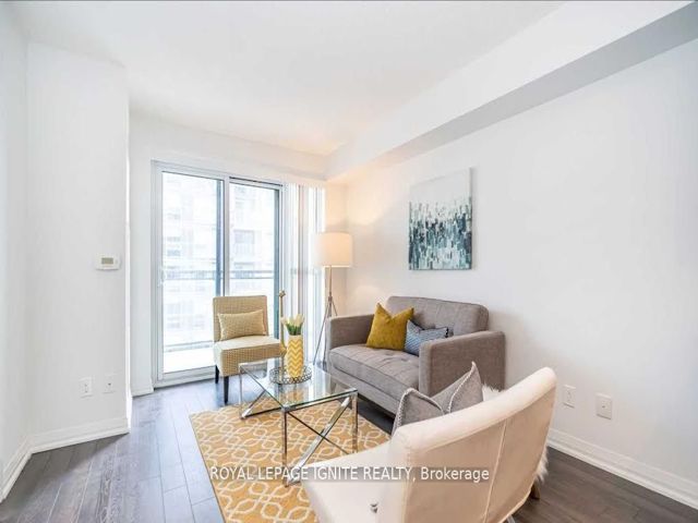 #1408 - 30 Meadowglen Pl