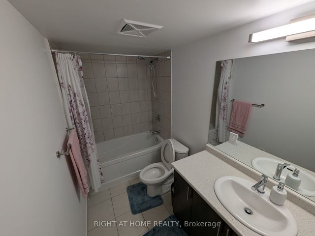 112 - 3686 St Clair Ave E