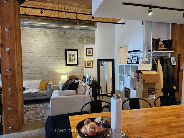 123 - 68 Broadview Ave