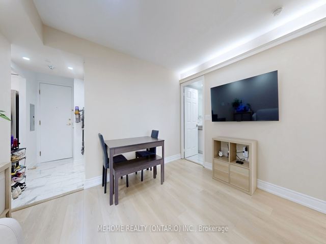 1601 - 2627 Mccowan Rd