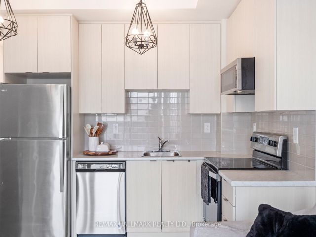 305 - 5155 Sheppard Ave E