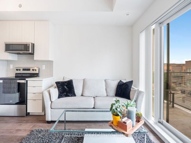 305 - 5155 Sheppard Ave E