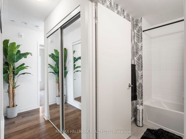 305 - 5155 Sheppard Ave E
