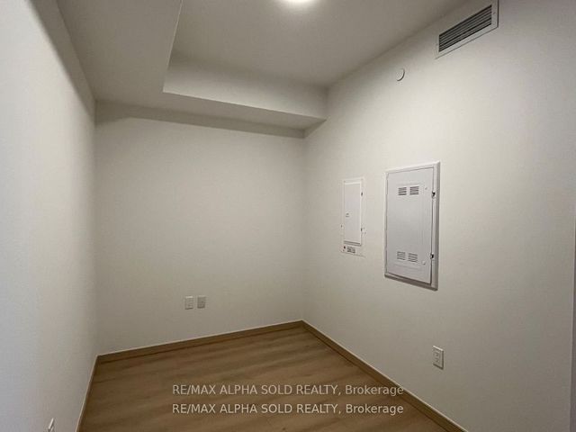 A515 - 3445 Sheppard Ave E