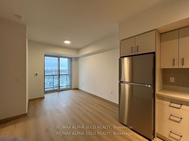 A515 - 3445 Sheppard Ave E
