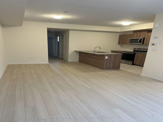17 - 245 McLevin Ave
