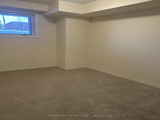 13 - 245 McLevin Ave