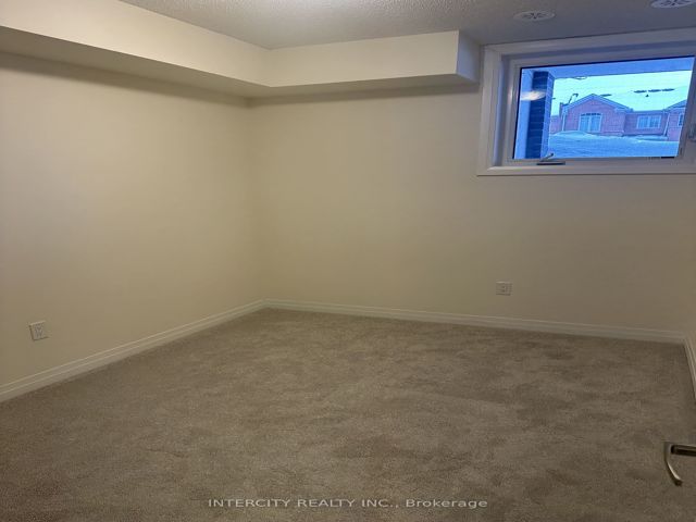13 - 245 McLevin Ave