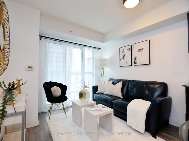 1003 - 30 Meadowglen Pl
